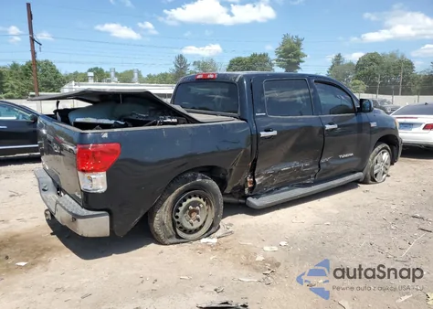2010 Toyota Tundra Crewmax Limited z USA, uszkodzony, nr VIN 5TFHY5F13AX152341